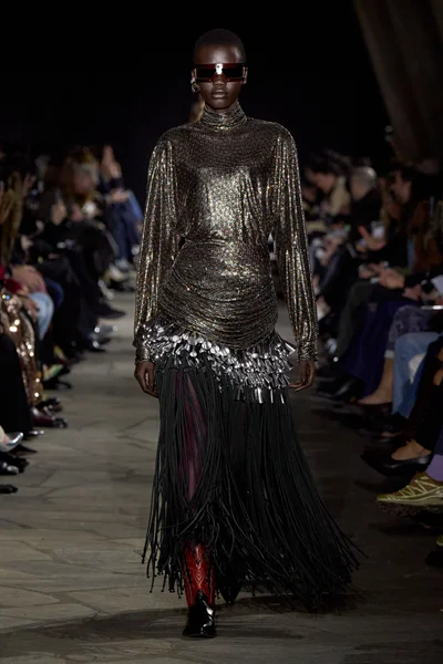 Look 34